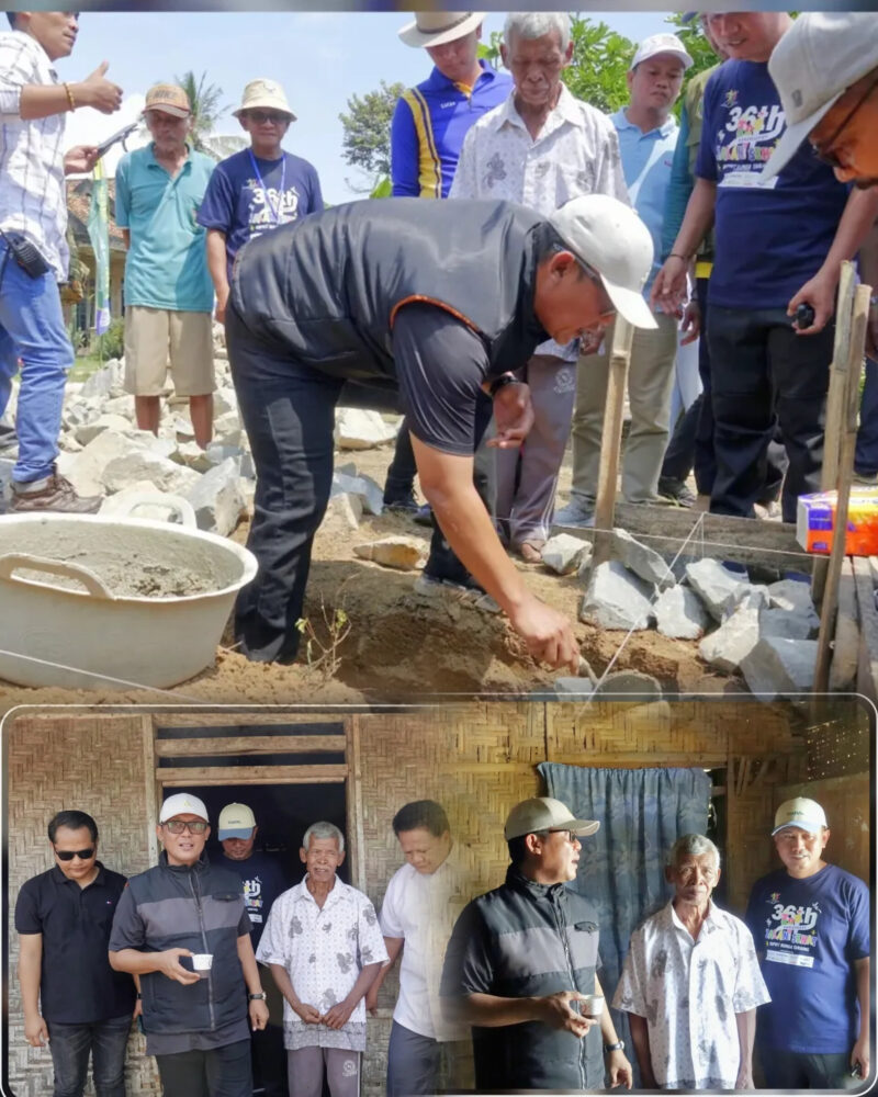 Bupati, Ardito Wijaya melakukan peletakan batu pertama dalam kegiatan bedah rumah