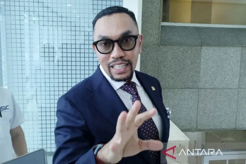 Anggota Dewan Perwakilan Rakyat (DPR) Ahmad Sahroni (ANTARA/Bagus Ahmad Rizaldi/am)