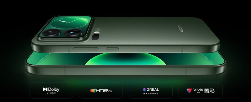 Fitur andalan Xiaomi 17 Pro dan Pro Max adalah layar kedua di bagian belakang yang fungsional untuk selfie dan notifikasi. (Sumber: Xiaomi/GSMArena)