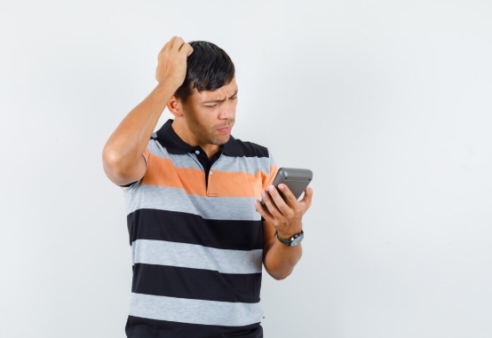 Hampir semua orang merasa suaranya terdengar asing atau 