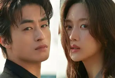 film Once We Were Us yang menampilkan chemistry antara Moon Ga-young dan Koo Kyo-hwan dalam suasana musim dingin yang puitis.