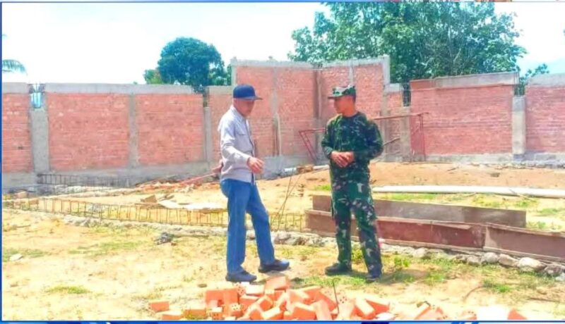 Wakil Walikota, Azhar Hamzah meninjau langsung progres pembangunan koperasi desa merah putih di Koto Baru