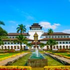 Gedung Sate salah satu icon Bandung Jawa Barat
