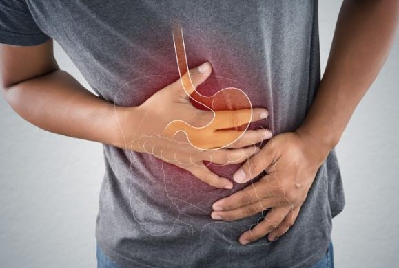 Sering Nyeri Ulu Hati? Waspadai Gastritis dan Komplikasinya.