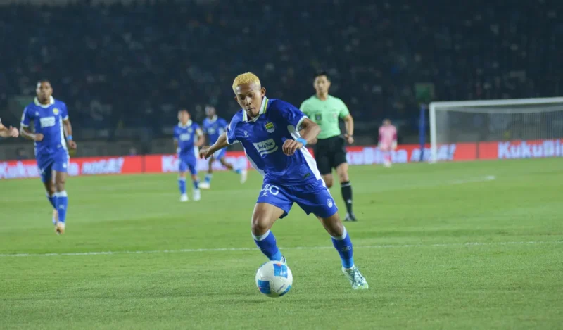 Gelandang muda Persib Bandung, Ikhwan Ali Tanamal